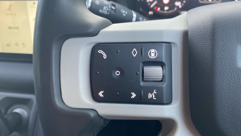 Land Rover Defender 90 Diesel 3.0 D250 Hard Top Auto [3 Seat]